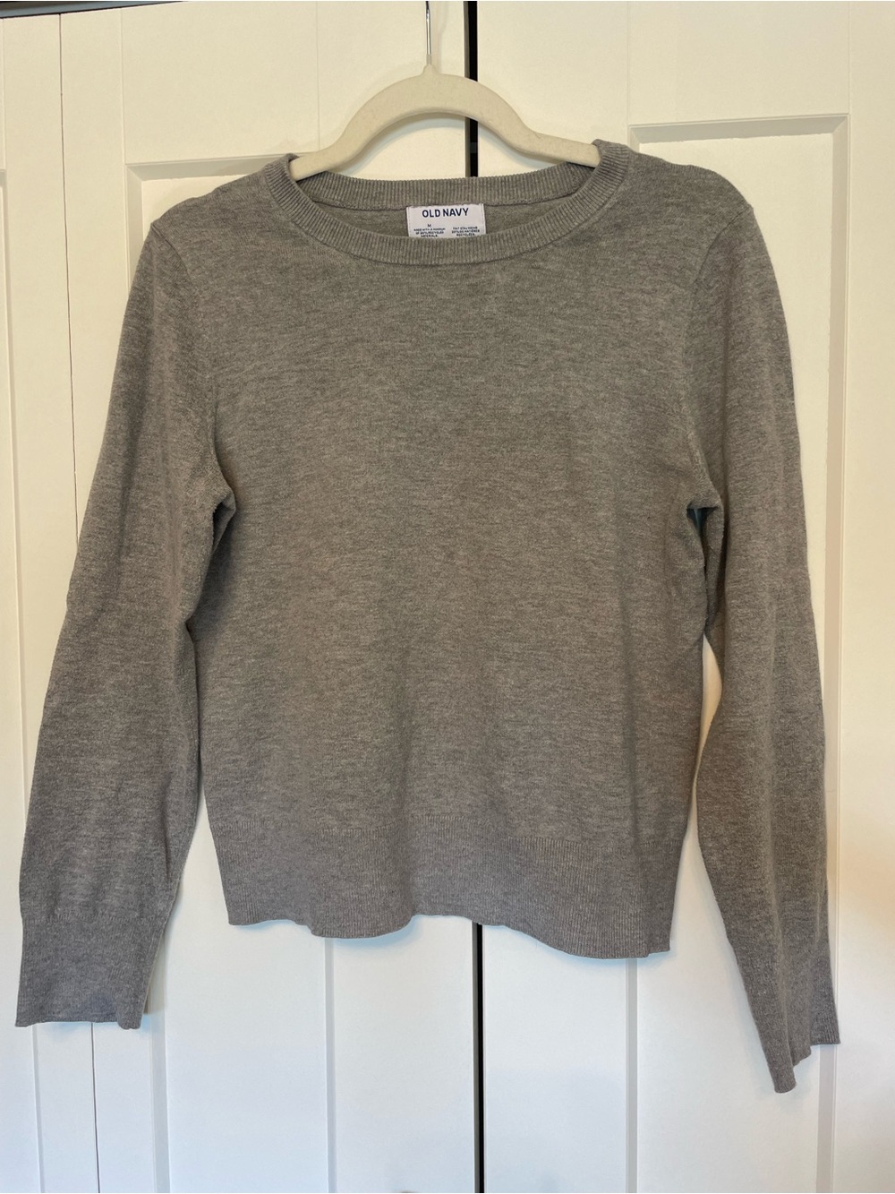 Old Navy Light Gray Crewneck Pullover Sweater